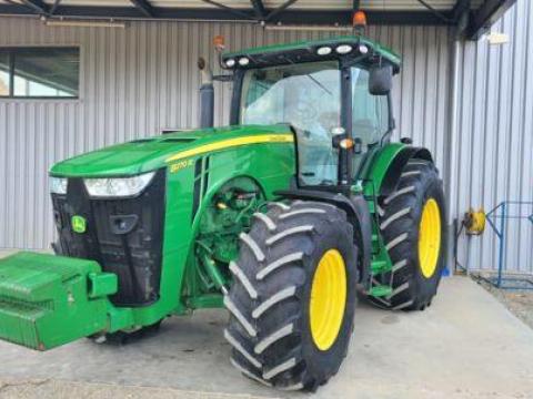 John Deere 8270R John Deere 8270R