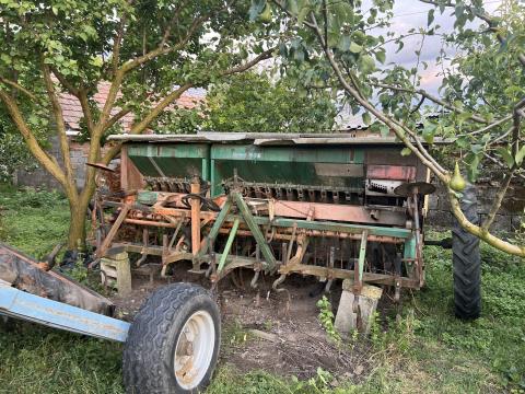 Lajta gabonavetőgép 24 soros