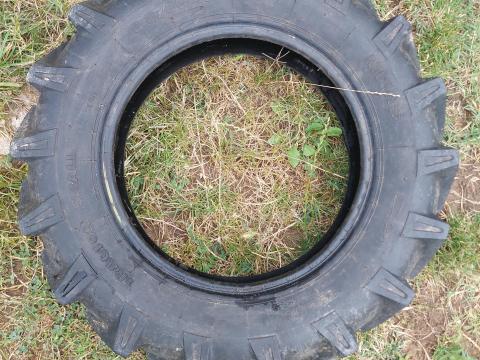 6, 5/80-15belül hibás gumi 6, 5/80-15belül hibás gumi