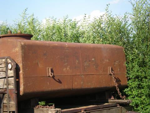 Vastartály Vastartály