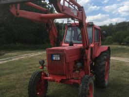 MTZ 80 homlokrakodóval