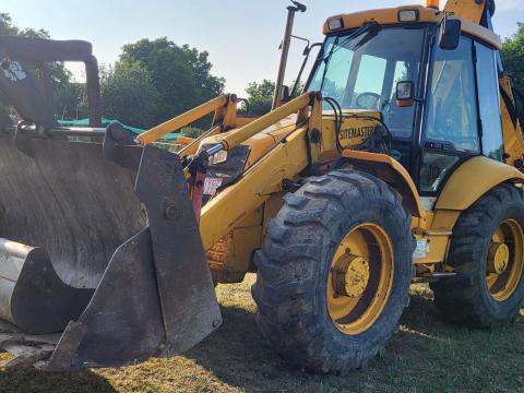 JCB 4CX univerzális kotrógép JCB 4CX univerzális kotrógép