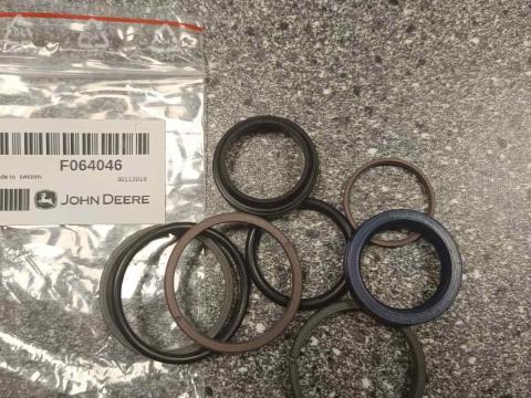 Hidraulikus lépcsőtömítés készlet, F064046 Hidraulikus lépcsőtömítés készlet, F064046