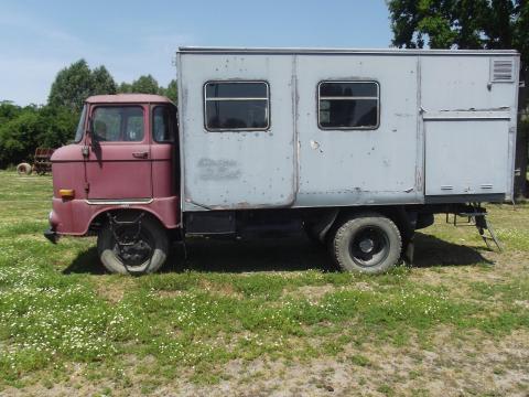 Ifa W50 L/W műhelykocsi szerszámzattal együtt eladó Ifa W50 L/W műhelykocsi szerszámzattal együtt eladó