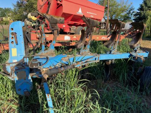 Lemken Juwel 8M 4 réselt négyfejes váltvaforgató eke Lemken Juwel 8M 4 réselt négyfejes váltvaforgató eke