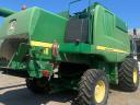 John Deere W650 kombájn gabona asztallal,  szállítókocsival
