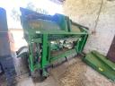 John Deere T670i 4WD prémium kombájn,  gabona-,  JD 608C kukorica betakarító adapterrel