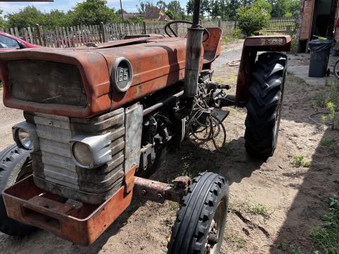 Eladó Massey Ferguson 165 motorhibásan Eladó Massey Ferguson 165 motorhibásan