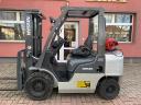 Eladó Nissan P1F2A25D homlokvillás targonca – kiváló állapotban, 6 hónap garanciával