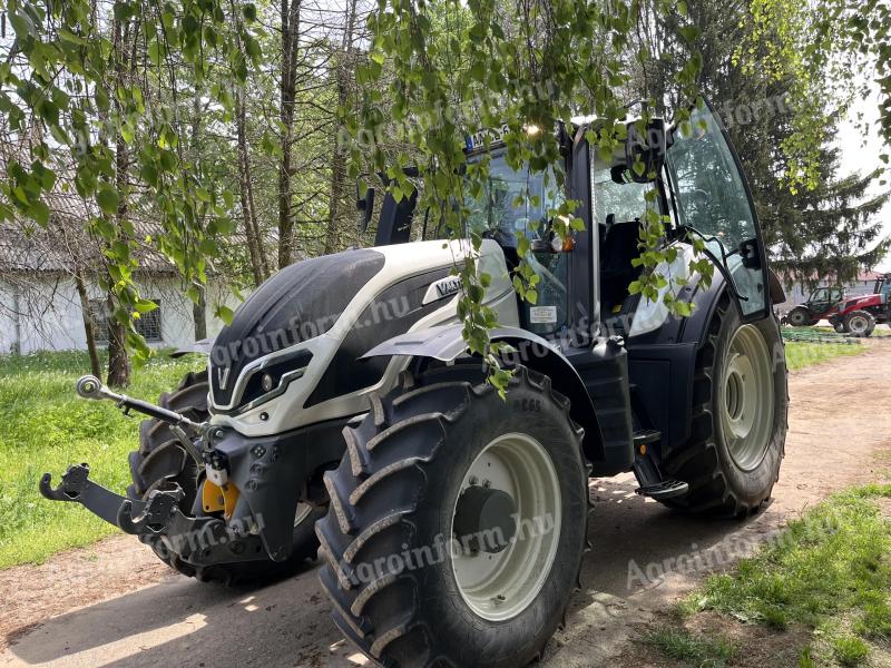 Valtra T255