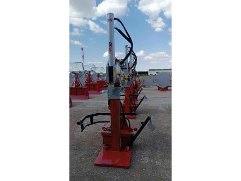 AMR aprító 16 t VHE16 – traktor hidraulika + EL 4 kW 400 V AMR aprító 16 t VHE16 – traktor hidraulika + EL 4 kW 400 V