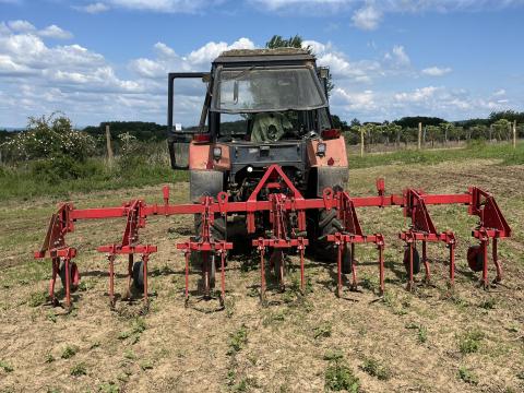 Sorközművelő Sorközművelő