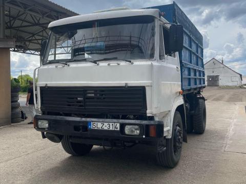 Liaz friss műszakival csere gabonára Liaz friss műszakival csere gabonára