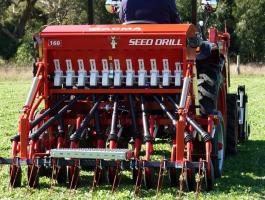 Új ACMA (olasz) gabona- és aprómagvetőgép, 1,3–2,0 m – bevezető áron