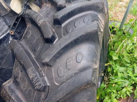 Mezőgazdasági gumiabroncs Mezőgazdasági gumiabroncs