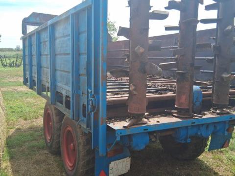 T088 szervestrágyaszóró trágyaszóró rendszámos lassú jármű T088 szervestrágyaszóró trágyaszóró rendszámos lassú jármű