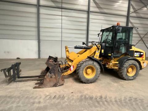 CAT 908 H2 / 2014 / 3 287 üzemóra / Lízing 20%-tól CAT 908 H2 / 2014 / 3 287 üzemóra / Lízing 20%-tól