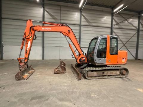 Hitachi ZX 80 SB LC / 2007 / 6.570 üzemóra / Lízing 20%-tól Hitachi ZX 80 SB LC / 2007 / 6.570 üzemóra / Lízing 20%-tól