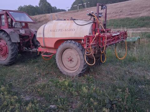 Malupe-agro 2200-as szántóföldi permetező eladó Malupe-agro 2200-as szántóföldi permetező eladó