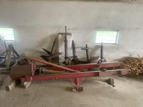 Gödörfúró Gödörfúró