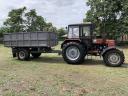 Traktor MTZ 820.2 és EB 8/82 pótkocsival