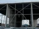 Bontott 2.905 m²-es csarnok vázszerkezete eladó