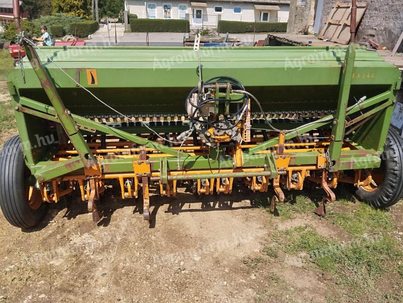 Amazone D7 30 tárcsás vetőgép