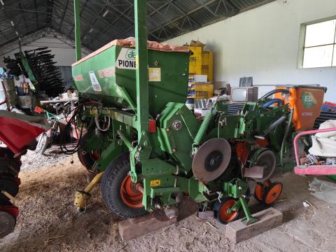 Amazone ED 452 K szemenkénti vetőgép ügyféltől eladó Amazone ED 452 K szemenkénti vetőgép ügyféltől eladó