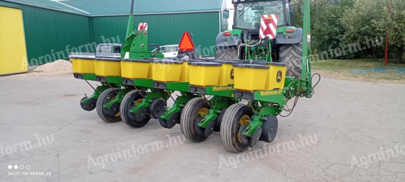 John Deere vetőgép