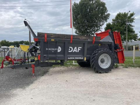 DAF Magnum 8V szervestrágyaszóró - a Royal Traktornál