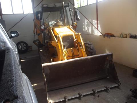 JCB 2CX kotró-rakodógép eladó JCB 2CX kotró-rakodógép eladó