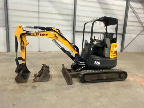 Bobcat E 26 EM / 2016 / 3 140 üzemóra / Lízing 20%-tól Bobcat E 26 EM / 2016 / 3 140 üzemóra / Lízing 20%-tól