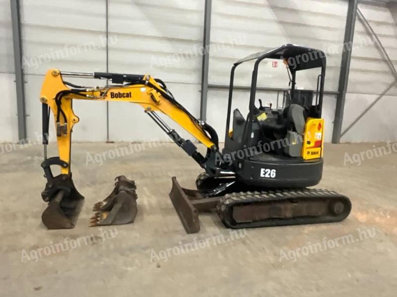 Bobcat E 26 EM / 2016 / 3 140 üzemóra / Lízing 20%-tól