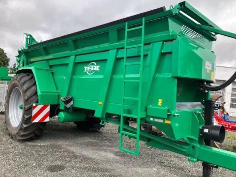 Tebbe MS 140 szervestrágya szóró pótkocsi