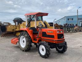 Hinomoto BD150 kistraktor