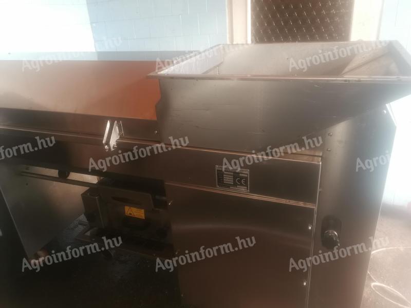 Gamma 60 RM szőlő zúzó-bogyózó eladó – kiváló állapotban, inox kivitel, 60 q/óra teljesítmény