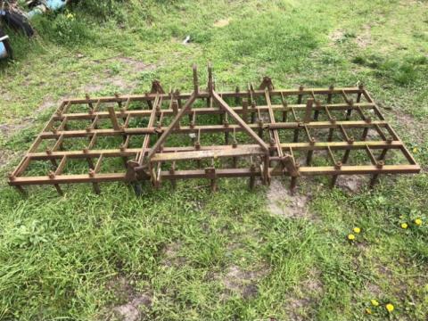 Nehéz fogasborona Nehéz fogasborona