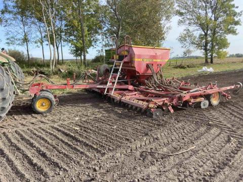 Vaderstad Rapid 600 gabonavetőgép Vaderstad Rapid 600 gabonavetőgép