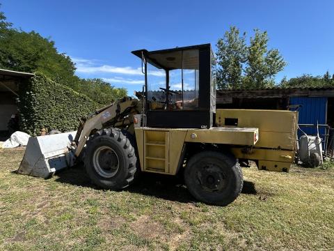 UNC rakodógép eladó UNC rakodógép eladó