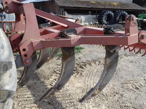 5 késes talajlazító