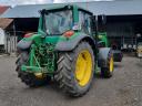 John Deere 6220