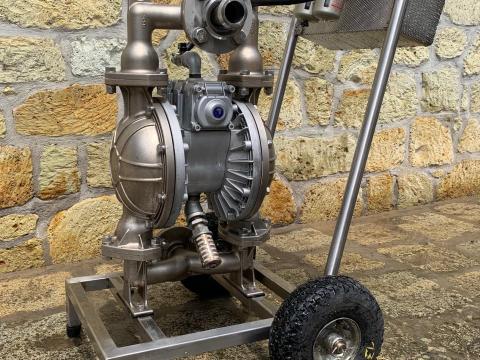 YAMADA NDP40 pneumatikus élelmiszeripari membránszivattyú