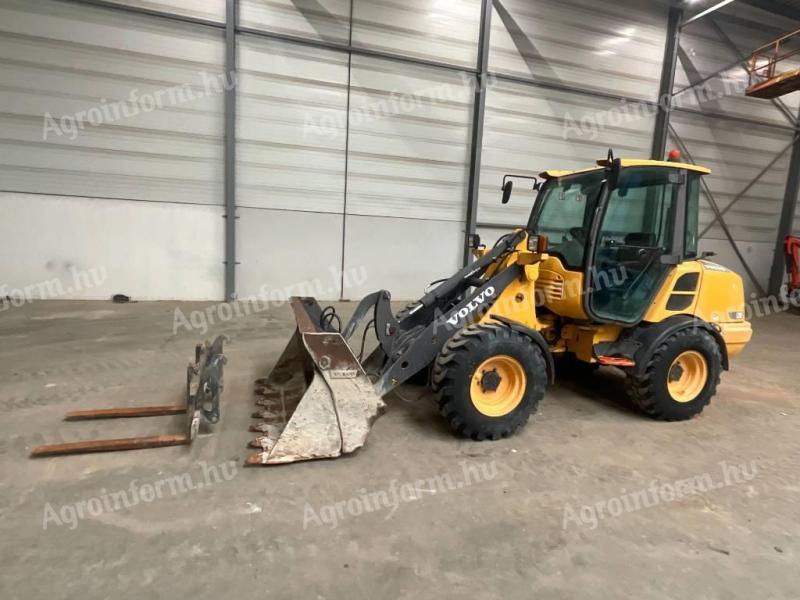 Volvo L 20 F / 2015 / 3.025 h üzemóra / Lízing 20%-tól
