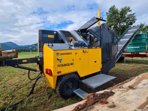 Uniforest TITAN 53/40 tűzifa feldolgózó Uniforest TITAN 53/40 tűzifa feldolgózó