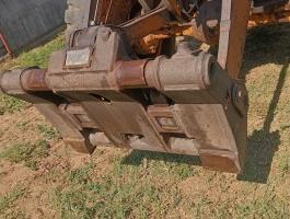 Case 721 homlokrakodó