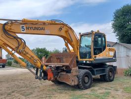 Hyundai R180W-9A típusú forgókotró