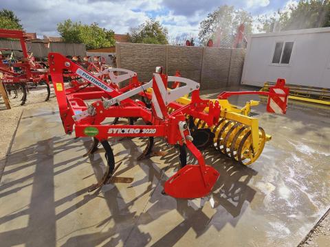 Pöttinger Synkro 3020 Gruber Pöttinger Synkro 3020 Gruber