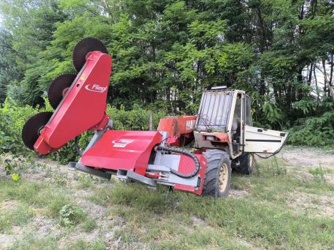 Fliegl gallyvágó adaptáció eladó! Fliegl gallyvágó adaptáció eladó!