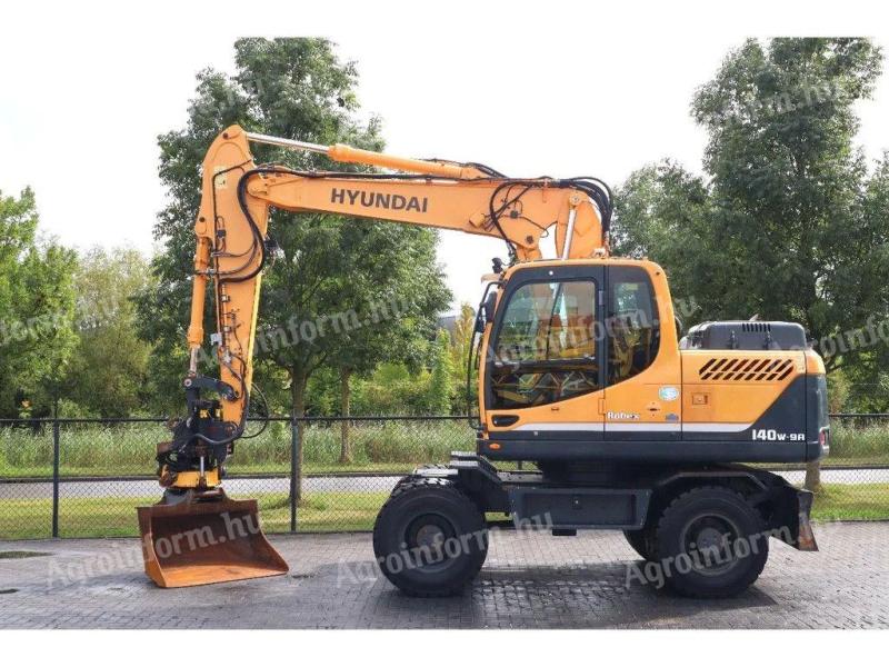 Hyundai ROBEX 140W / 2015 / 3 502 üzemóra / Lízing 20%-tól