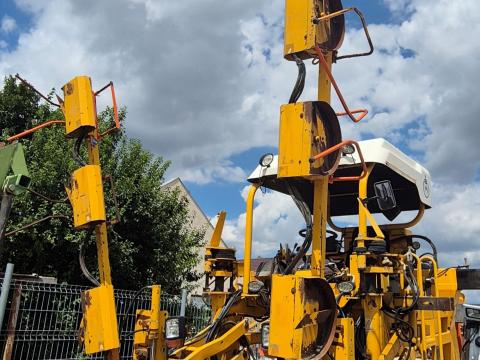 Castrix S4 önjáró címerezőgép eladó 4 hengeres deutz motorral Castrix S4 önjáró címerezőgép eladó 4 hengeres deutz motorral